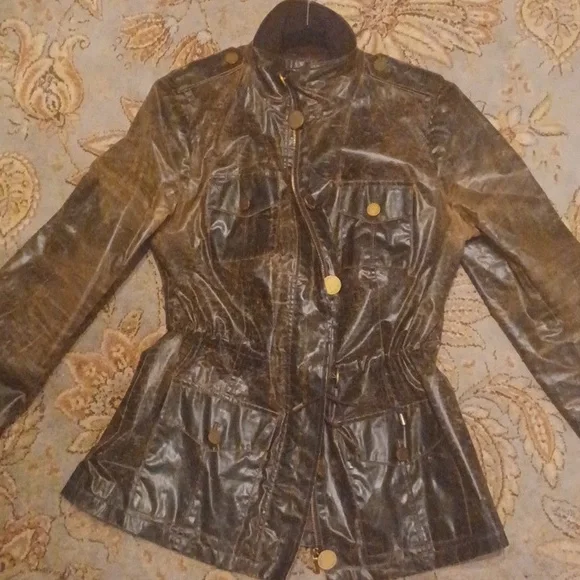 Jacket - Picture 3 of 4